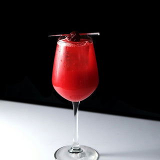 THE ART OF CREATING UNIQUE COCKTAILS